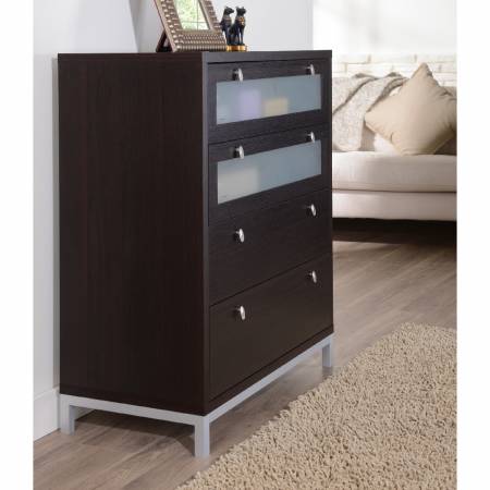 Ve spodní části zásuvkové skříňky je použit stabilní kovový sloupek s nohami, který zajišťuje větší stabilitu celku.